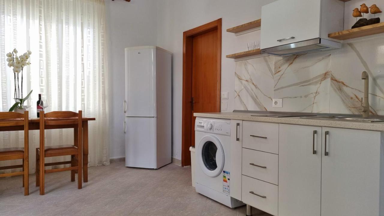 Green Villa Vlore Bagian luar foto